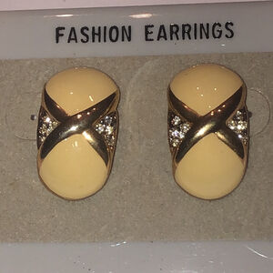 Vintage Gold Tone and Cream Enamel CZ Rhinestone Fashion Earrings